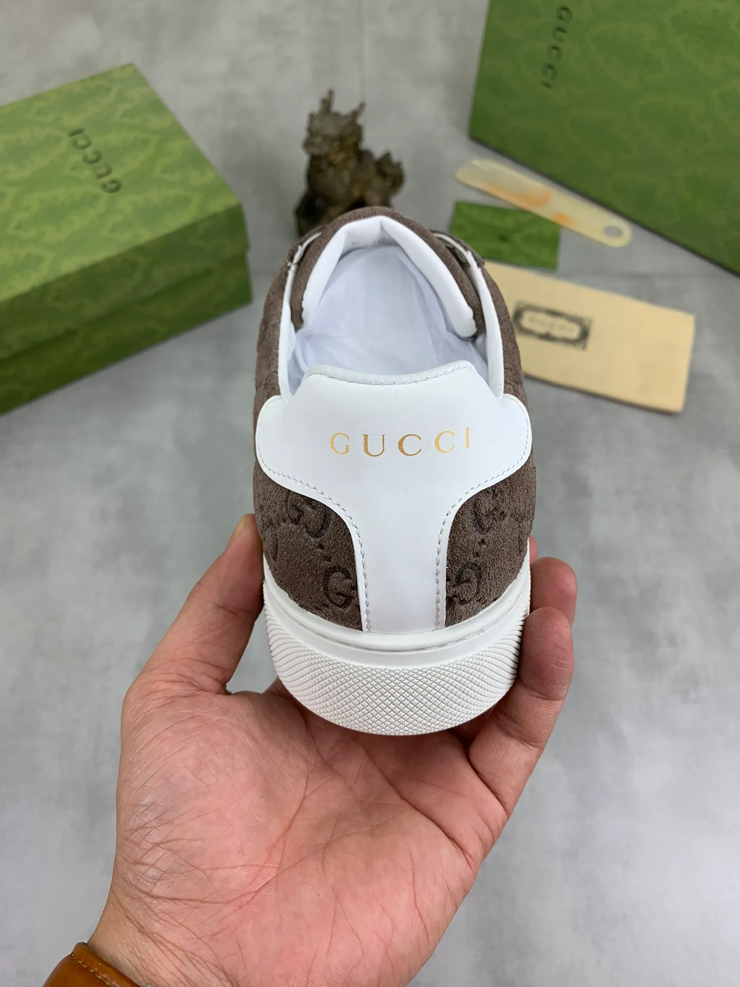 Men's shoes 💰P440💰 [New model] (GUCCI) official website's latest 🎁🎁casual and fashionable men's shoes 👟, hot style 💥 style is simple and elegant, exclusive for trendy men. Unique official website's latest brand double G elements 👑Original Gucci decoration, fashionable and generous, the fabric is original frosted calfskin ✅Fully imported first-layer pigskin lining, the official website specifies wear-resistant, lightweight original rubber casual outsole, the classic model is taken in kind at the counter🎬38-44 4️⃣ colors available